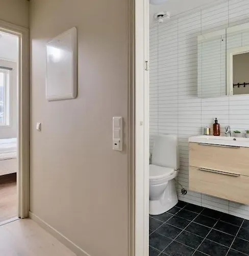 Sentrumsnaer Og Romslig 4-roms * 卑爾根